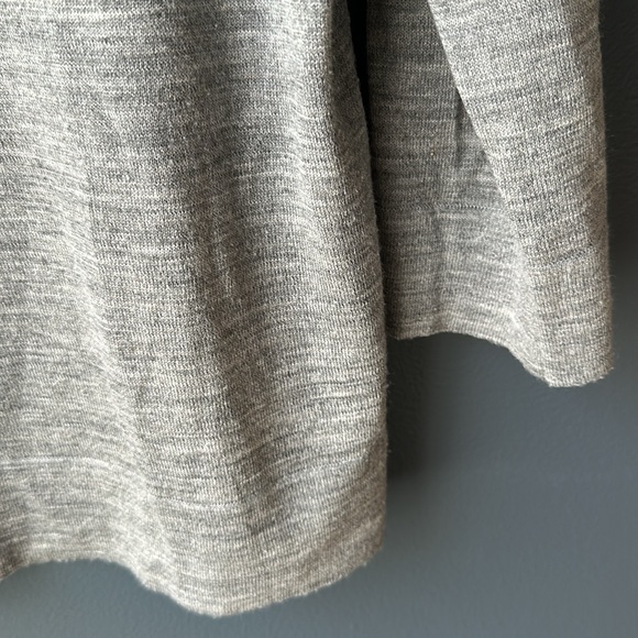 LOFT women’s gray crewneck sweater size XL VGUC - Picture 7 of 10